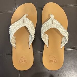 Reef Woven Sandals Flip flops spring woven Tan and Cream Womens 8